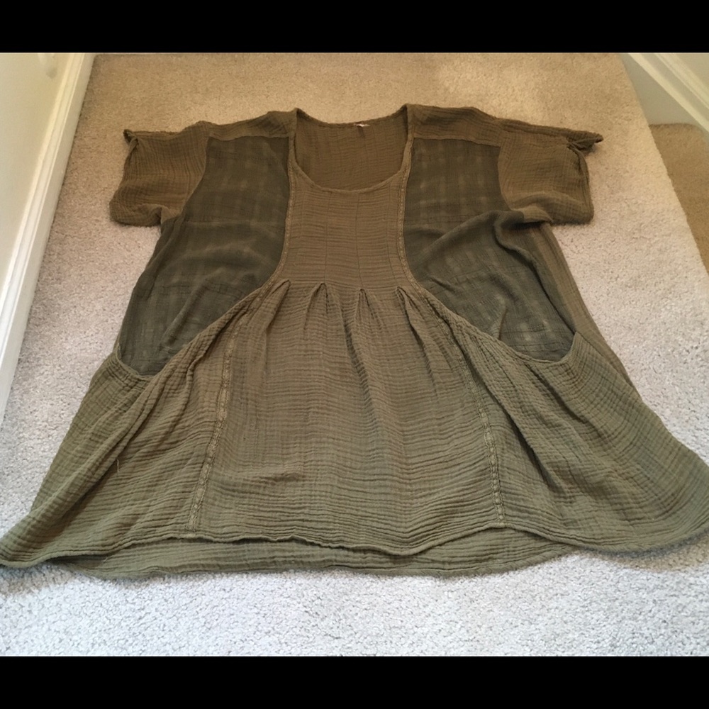 Free People olive green tunic top 100% cotton. Size S.